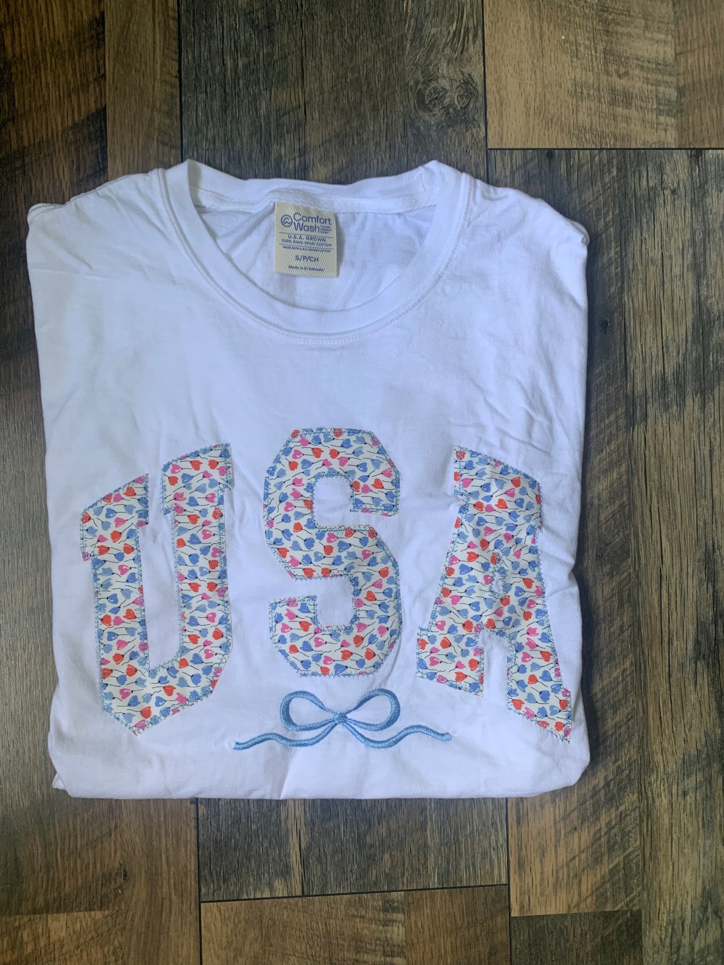 Floral Patriotic USA tee